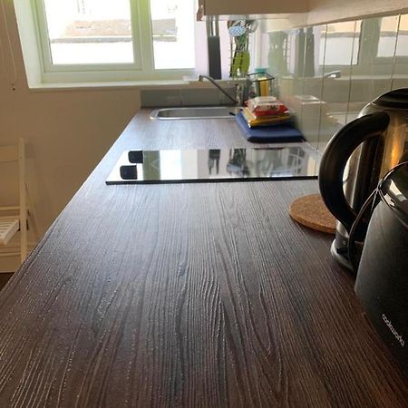 Between Piers, The Stylish Studio Flat In Cannon Place Brighton Екстериор снимка