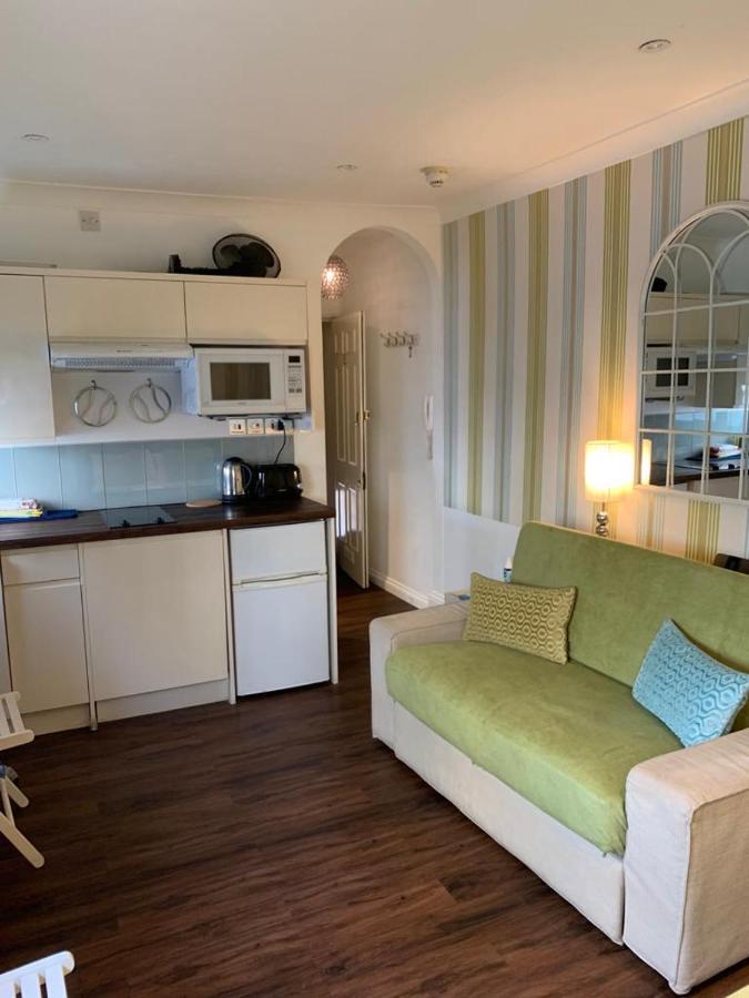 Between Piers, The Stylish Studio Flat In Cannon Place Brighton Екстериор снимка